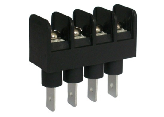 Zwart Pitch 9.525mm Klemmenblokbarrière 300v 20A 2P-22P