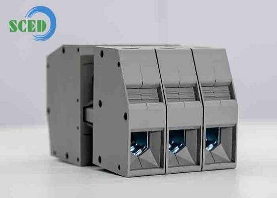 Schroefverbinding door middel van paneelterminalblokken met PA66-behuizing UL 94V 0 en 11 mm